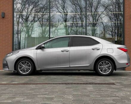 Сірий Тойота Королла, об'ємом двигуна 1.6 л та пробігом 96 тис. км за 14790 $, фото 4 на Automoto.ua