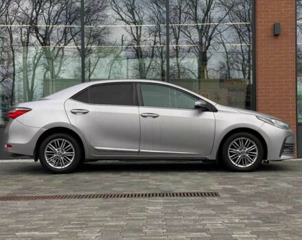 Сірий Тойота Королла, об'ємом двигуна 1.6 л та пробігом 96 тис. км за 14790 $, фото 3 на Automoto.ua