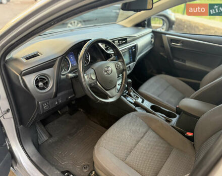 Серый Тойота Королла, объемом двигателя 1.6 л и пробегом 96 тыс. км за 15500 $, фото 3 на Automoto.ua