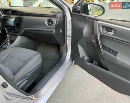 Серый Тойота Королла, объемом двигателя 1.6 л и пробегом 96 тыс. км за 15500 $, фото 17 на Automoto.ua