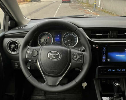 Тойота Королла 2017 в Каменце-Подольском на Automoto.ua Серый Тойота Королла, объемом двигателя 1.6 л и пробегом 112 тыс. км за 14800 $, фото 19 на Automoto.ua