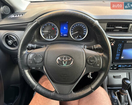 Серый Тойота Королла, объемом двигателя 1.6 л и пробегом 96 тыс. км за 15500 $, фото 18 на Automoto.ua