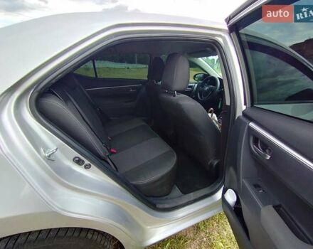 Сірий Тойота Королла, об'ємом двигуна 1.6 л та пробігом 242 тис. км за 13599 $, фото 7 на Automoto.ua