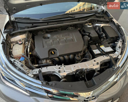 Серый Тойота Королла, объемом двигателя 1.6 л и пробегом 96 тыс. км за 15500 $, фото 9 на Automoto.ua