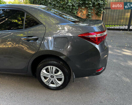 Тойота Королла 2017 в Киеве на Automoto.ua Серый Тойота Королла, объемом двигателя 1.3 л и пробегом 268 тыс. км за 11490 $, фото 9 на Automoto.ua