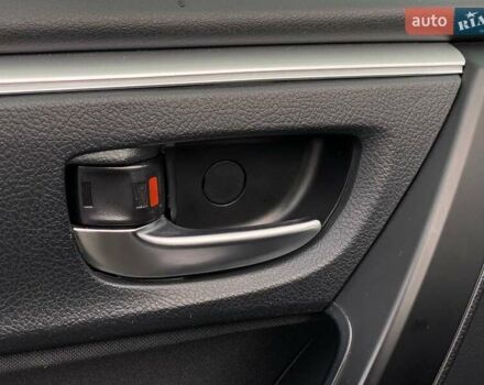 Серый Тойота Королла, объемом двигателя 1.6 л и пробегом 96 тыс. км за 14790 $, фото 20 на Automoto.ua