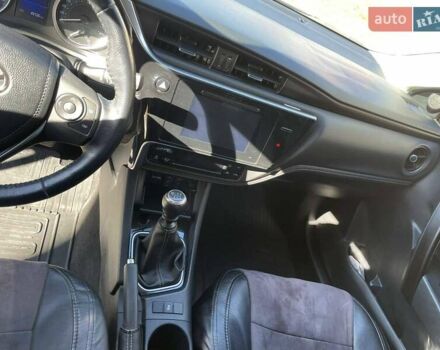 Тойота Королла 2017 в Сумах на Automoto.ua Серый Тойота Королла, объемом двигателя 1.6 л и пробегом 49 тыс. км за 14000 $, фото 4 на Automoto.ua