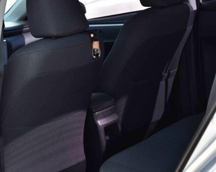 Тойота Королла 2017 в Кривом Роге на Automoto.ua Серый Тойота Королла, объемом двигателя 1.3 л и пробегом 94 тыс. км за 11500 $, фото 15 на Automoto.ua