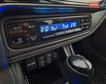 Серый Тойота Королла, объемом двигателя 1.6 л и пробегом 80 тыс. км за 15999 $, фото 10 на Automoto.ua