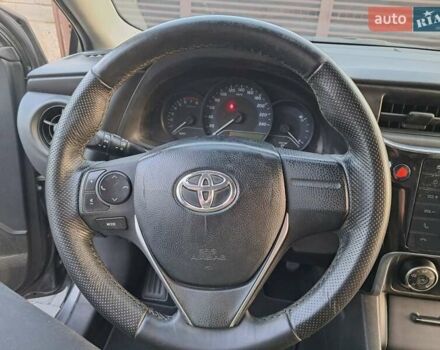 Серый Тойота Королла, объемом двигателя 1.33 л и пробегом 220 тыс. км за 12500 $, фото 5 на Automoto.ua