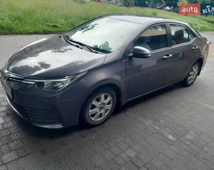 Серый Тойота Королла, объемом двигателя 1.33 л и пробегом 220 тыс. км за 12500 $, фото 3 на Automoto.ua