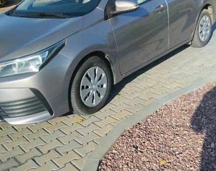 Серый Тойота Королла, объемом двигателя 1.33 л и пробегом 185 тыс. км за 13700 $, фото 5 на Automoto.ua