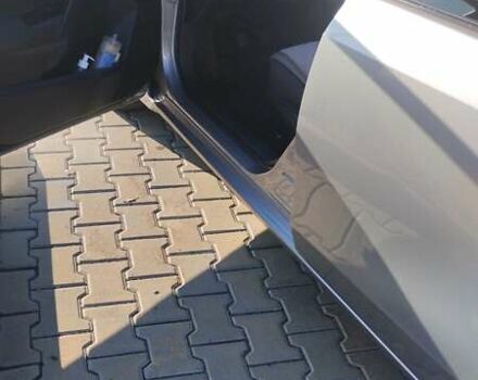 Серый Тойота Королла, объемом двигателя 1.33 л и пробегом 185 тыс. км за 13700 $, фото 10 на Automoto.ua