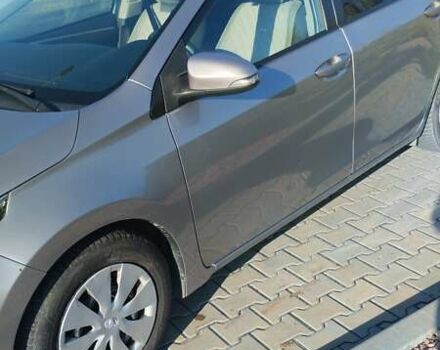 Серый Тойота Королла, объемом двигателя 1.33 л и пробегом 185 тыс. км за 13700 $, фото 6 на Automoto.ua