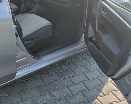 Серый Тойота Королла, объемом двигателя 1.33 л и пробегом 185 тыс. км за 13700 $, фото 11 на Automoto.ua