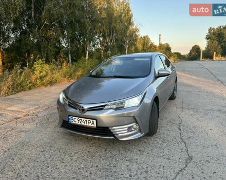 Сірий Тойота Королла, об'ємом двигуна 1.6 л та пробігом 181 тис. км за 12450 $, фото 11 на Automoto.ua