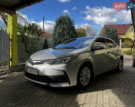 Серый Тойота Королла, объемом двигателя 1.33 л и пробегом 155 тыс. км за 11900 $, фото 2 на Automoto.ua