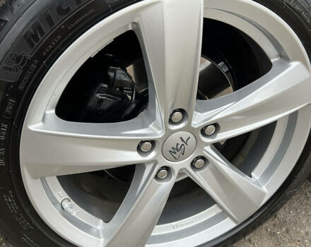 Серый Тойота Королла, объемом двигателя 1.6 л и пробегом 149 тыс. км за 17100 $, фото 6 на Automoto.ua