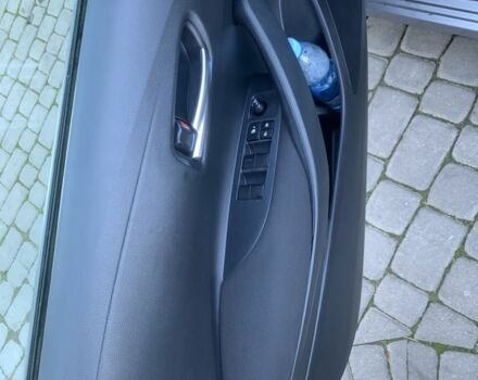 Серый Тойота Королла, объемом двигателя 1.6 л и пробегом 118 тыс. км за 14000 $, фото 5 на Automoto.ua