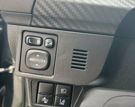 Серый Тойота Королла, объемом двигателя 1.5 л и пробегом 44 тыс. км за 14000 $, фото 16 на Automoto.ua