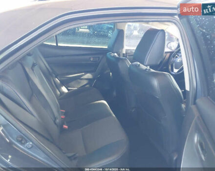 Сірий Тойота Королла, об'ємом двигуна 1.8 л та пробігом 154 тис. км за 2850 $, фото 6 на Automoto.ua