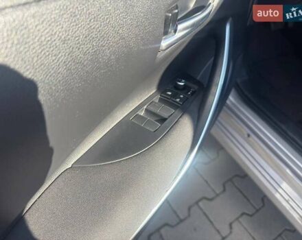 Серый Тойота Королла, объемом двигателя 1.8 л и пробегом 145 тыс. км за 18000 $, фото 12 на Automoto.ua