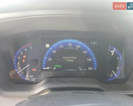 Сірий Тойота Королла, об'ємом двигуна 1.8 л та пробігом 140 тис. км за 13500 $, фото 5 на Automoto.ua