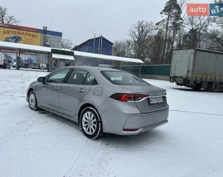 Серый Тойота Королла, объемом двигателя 1.8 л и пробегом 200 тыс. км за 18000 $, фото 2 на Automoto.ua