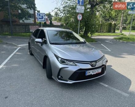 Серый Тойота Королла, объемом двигателя 1.6 л и пробегом 93 тыс. км за 14800 $, фото 3 на Automoto.ua