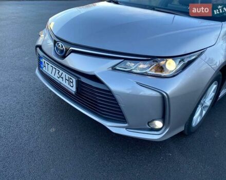 Серый Тойота Королла, объемом двигателя 1.8 л и пробегом 37 тыс. км за 23950 $, фото 3 на Automoto.ua