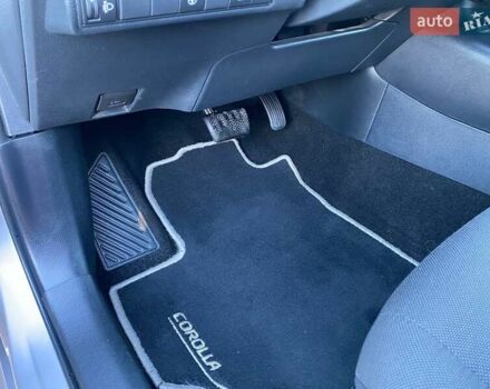Серый Тойота Королла, объемом двигателя 1.8 л и пробегом 37 тыс. км за 23950 $, фото 32 на Automoto.ua