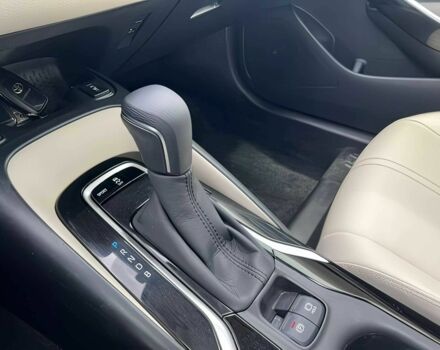 Серый Тойота Королла, объемом двигателя 1.8 л и пробегом 28 тыс. км за 12600 $, фото 9 на Automoto.ua