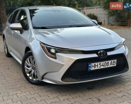 Сірий Тойота Королла, об'ємом двигуна 1.8 л та пробігом 30 тис. км за 17800 $, фото 3 на Automoto.ua