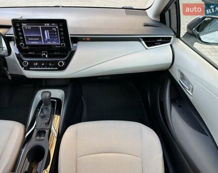 Сірий Тойота Королла, об'ємом двигуна 1.8 л та пробігом 30 тис. км за 17800 $, фото 24 на Automoto.ua