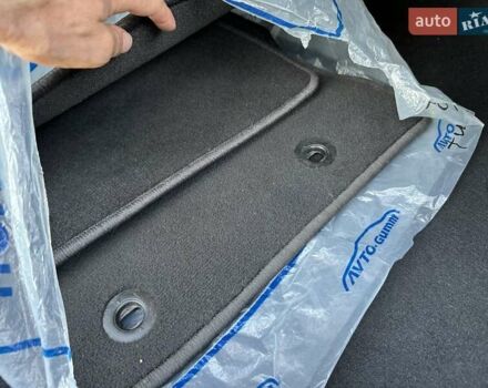 Сірий Тойота Королла, об'ємом двигуна 1.8 л та пробігом 30 тис. км за 17800 $, фото 54 на Automoto.ua