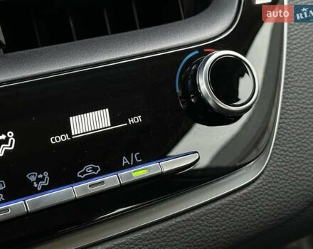 Сірий Тойота Королла, об'ємом двигуна 1.6 л та пробігом 38 тис. км за 19900 $, фото 26 на Automoto.ua