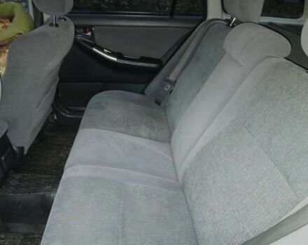 Серый Тойота Королла, объемом двигателя 2 л и пробегом 345 тыс. км за 2000 $, фото 3 на Automoto.ua