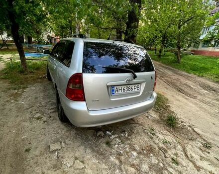 Серый Тойота Королла, объемом двигателя 2 л и пробегом 349 тыс. км за 4500 $, фото 4 на Automoto.ua
