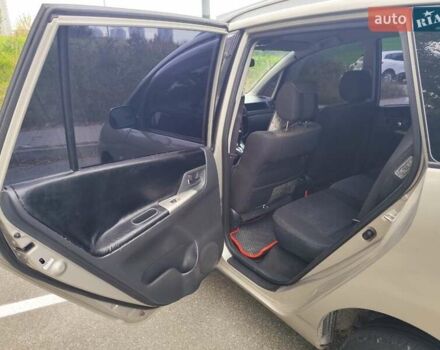 Тойота Королла 2003 в Киеве на Automoto.ua Серый Тойота Королла, объемом двигателя 1.79 л и пробегом 270 тыс. км за 4999 $, фото 13 на Automoto.ua