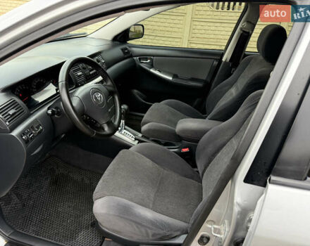 Серый Тойота Королла, объемом двигателя 1.6 л и пробегом 280 тыс. км за 6500 $, фото 4 на Automoto.ua