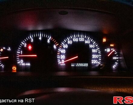 Тойота Королла 2004 в Сумах на Automoto.ua Серый Тойота Королла, объемом двигателя 1.3 л и пробегом 228 тыс. км за 3000 $, фото 6 на Automoto.ua