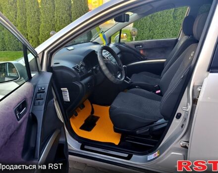 Серый Тойота Королла, объемом двигателя 1.8 л и пробегом 201 тыс. км за 14080 $, фото 7 на Automoto.ua