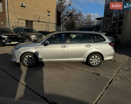 Сірий Тойота Королла, об'ємом двигуна 1.5 л та пробігом 96 тис. км за 15290 $, фото 1 на Automoto.ua