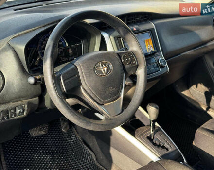 Сірий Тойота Королла, об'ємом двигуна 1.5 л та пробігом 96 тис. км за 15290 $, фото 11 на Automoto.ua