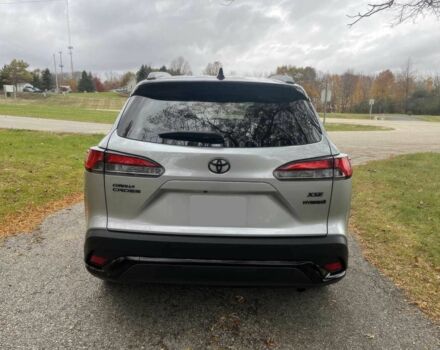 Сірий Тойота Королла, об'ємом двигуна 2 л та пробігом 19 тис. км за 20000 $, фото 5 на Automoto.ua