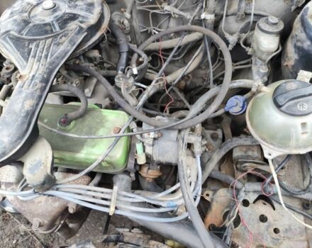 Серый Тойота Королла, объемом двигателя 1.3 л и пробегом 300 тыс. км за 238 $, фото 3 на Automoto.ua