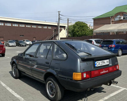 Серый Тойота Королла, объемом двигателя 1.3 л и пробегом 450 тыс. км за 1700 $, фото 4 на Automoto.ua