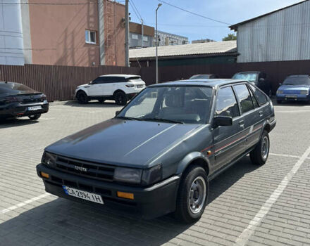 Серый Тойота Королла, объемом двигателя 1.3 л и пробегом 450 тыс. км за 1700 $, фото 2 на Automoto.ua