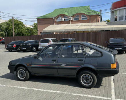 Серый Тойота Королла, объемом двигателя 1.3 л и пробегом 450 тыс. км за 1700 $, фото 3 на Automoto.ua