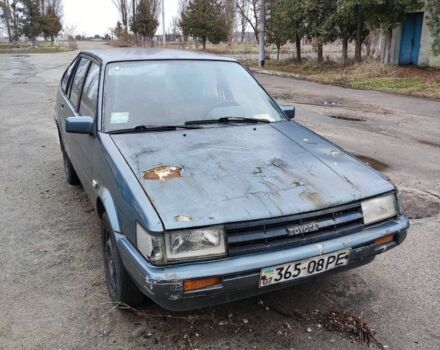 Серый Тойота Королла, объемом двигателя 1.3 л и пробегом 300 тыс. км за 238 $, фото 1 на Automoto.ua